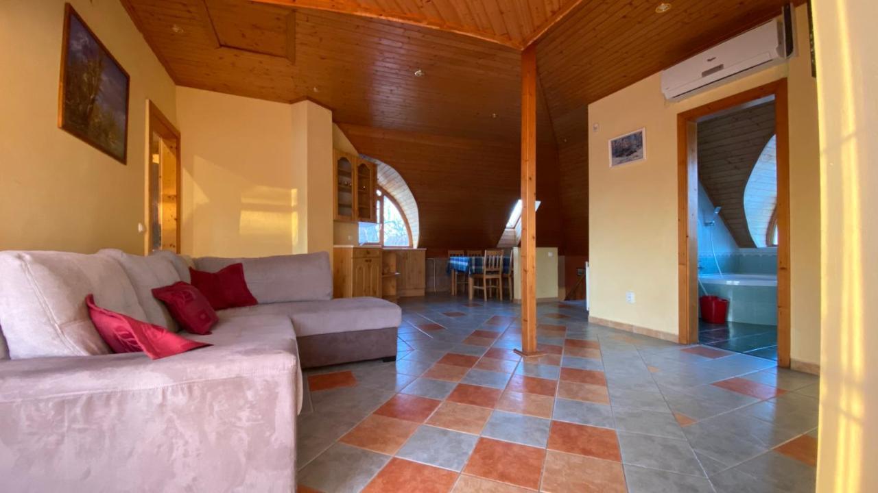 House4U Villa Balatonszárszó Dış mekan fotoğraf