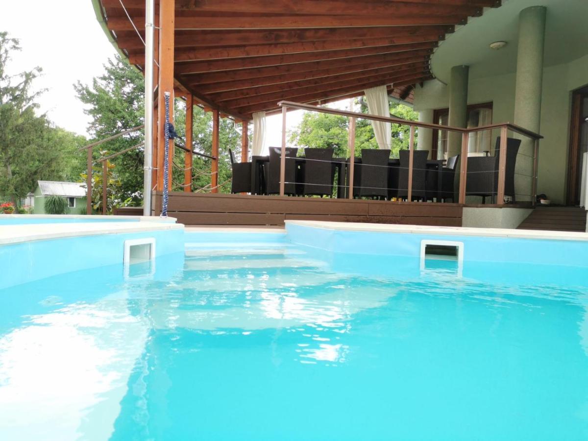 House4U Villa Balatonszárszó Dış mekan fotoğraf