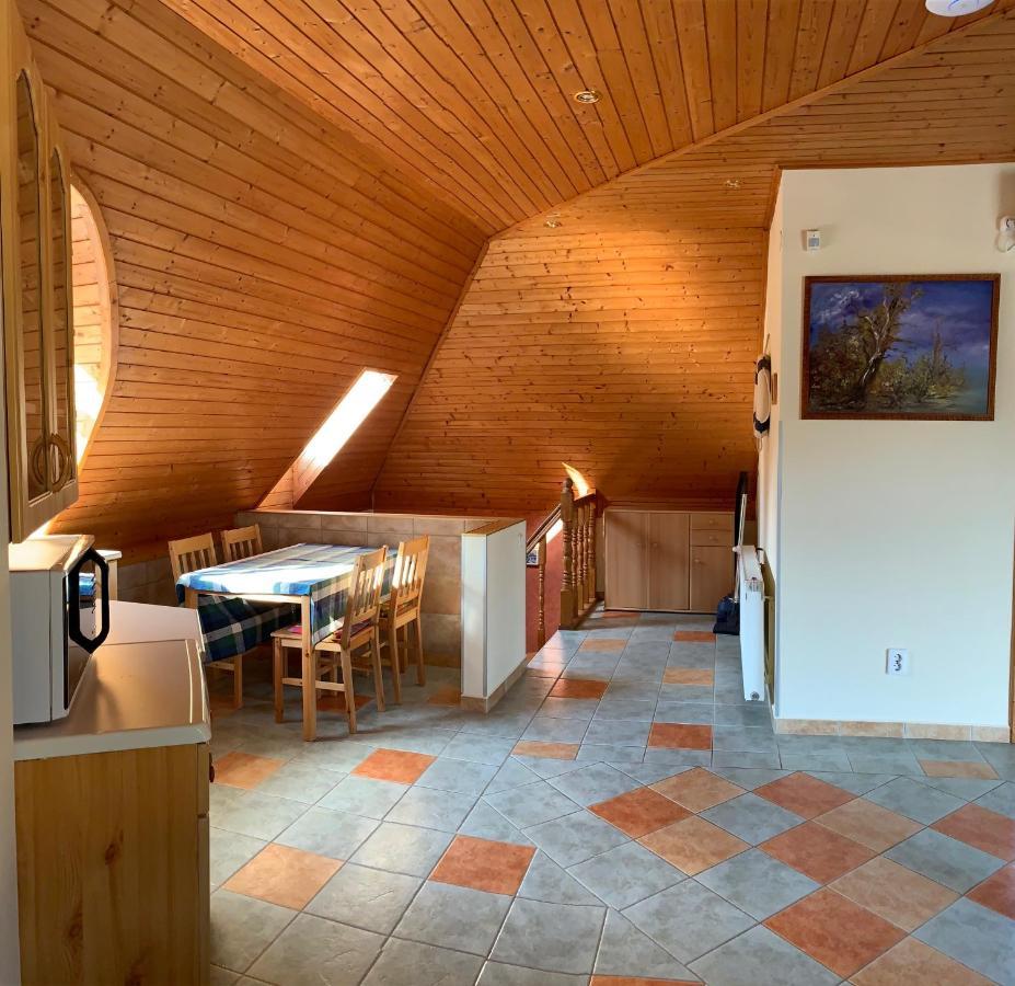 House4U Villa Balatonszárszó Dış mekan fotoğraf