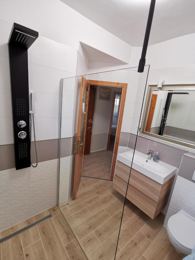 House4U Villa Balatonszárszó Dış mekan fotoğraf